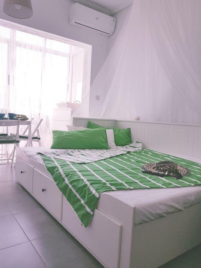 Cosy Studio Apartment In Торрев'єха Екстер'єр фото